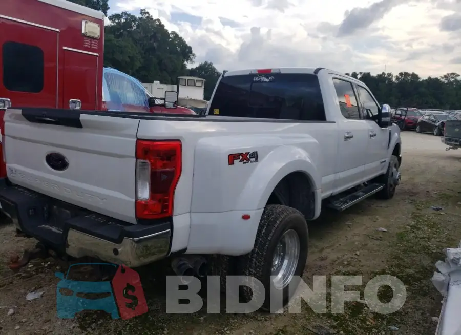 1FT8W3DT5JEB04043 Photo# 3