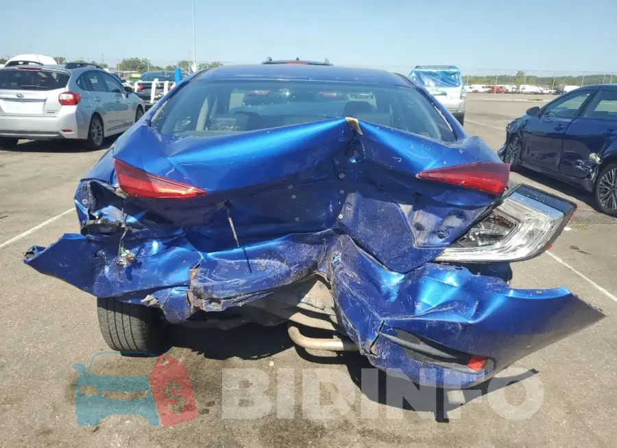 19XFC2F51GE052027 Photo# 6