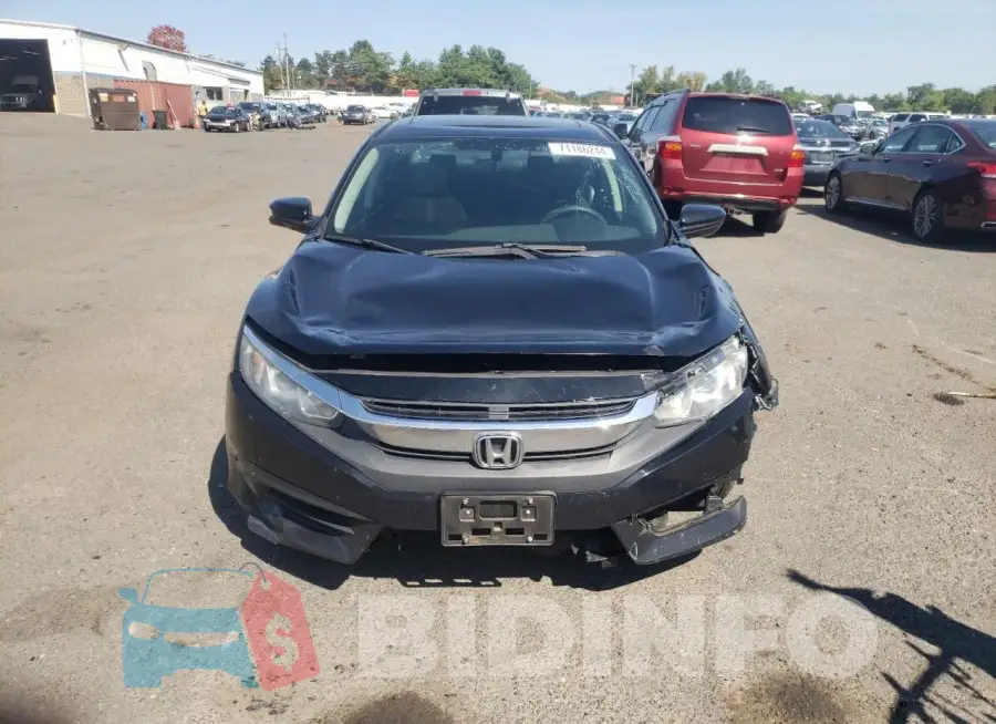19XFC2F72HE229381 Photo# 5