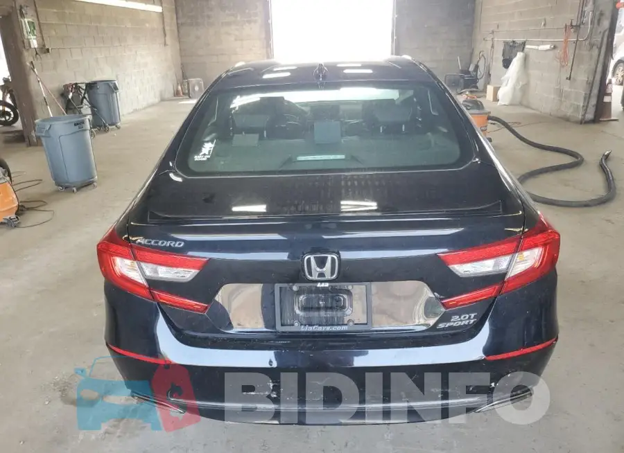 1HGCV2F33KA030751 Photo# 6