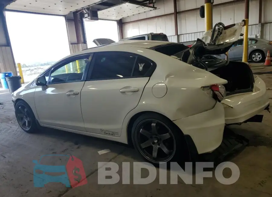 2HGFB6E52FH706517 Photo# 2