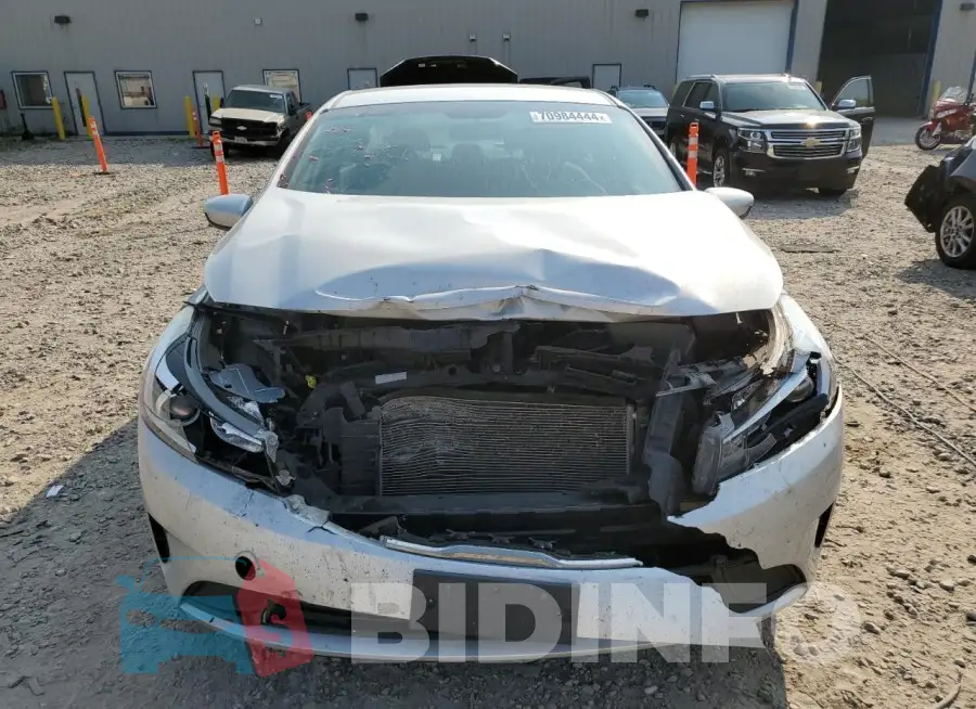 3KPFL4A75HE150368 Photo# 5