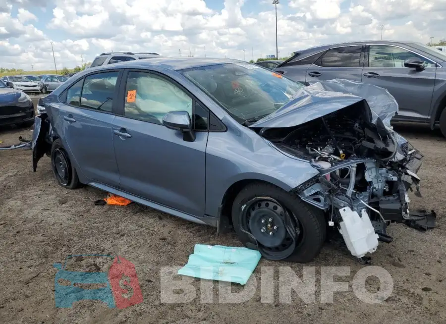 JTDBCMFE0R3057322 Photo# 4