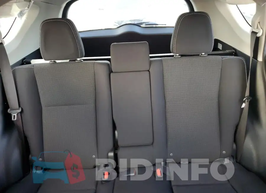 JTMWFREV8JD113271 Photo# 10