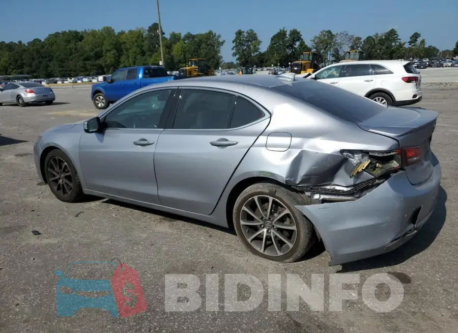 19UUB2F36FA021402 Photo# 2