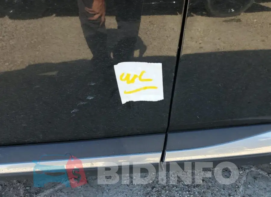 JN8BT3DC9PW106237 Photo# 13