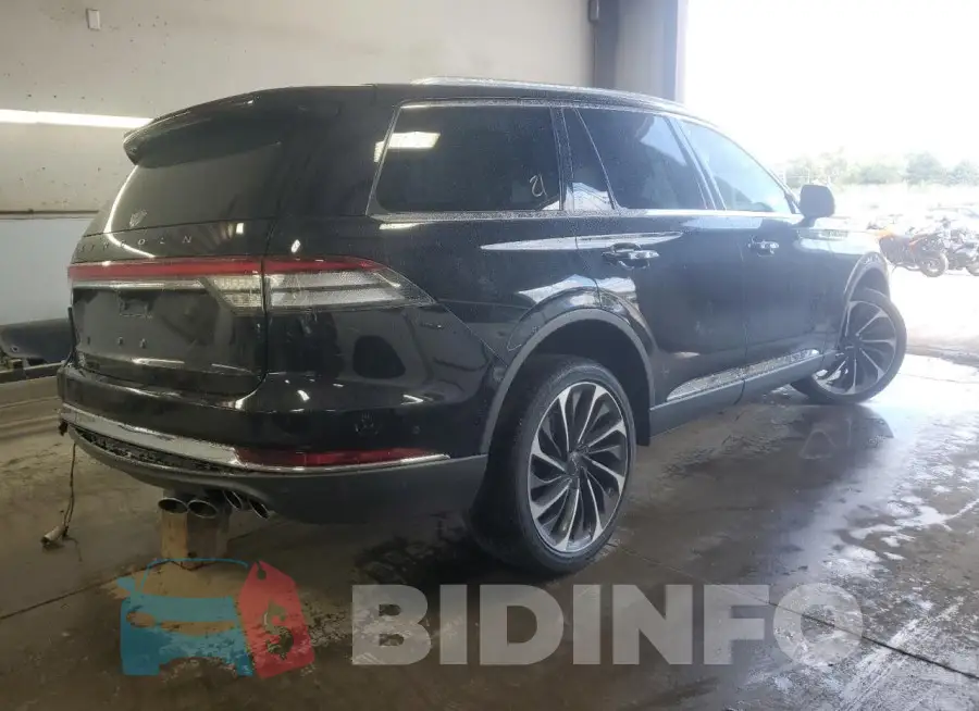 5LM5J7XC0LGL28034 Photo# 3
