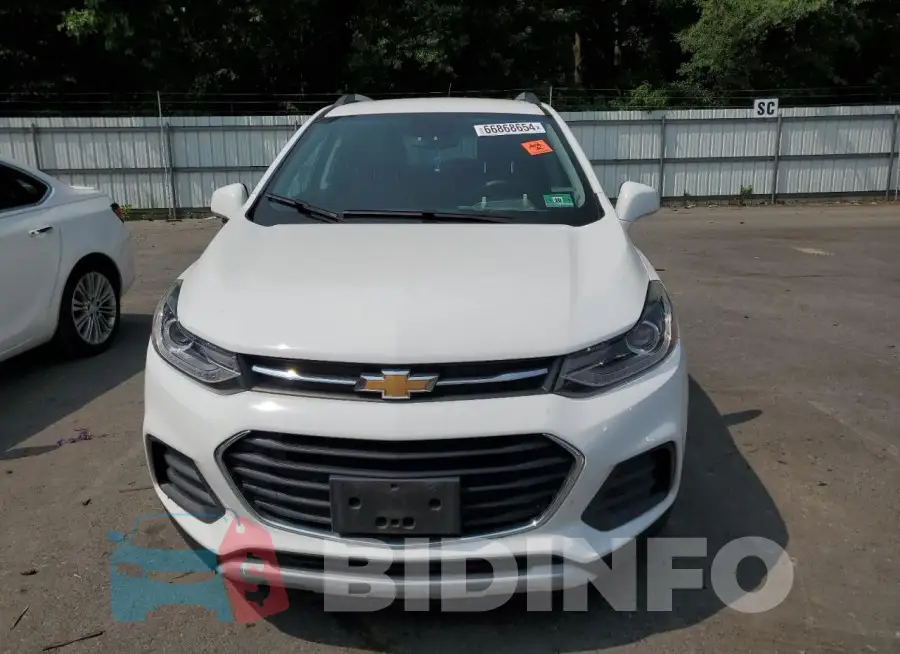 KL7CJLSB3JB598937 Photo# 5