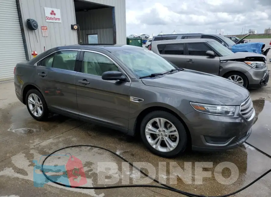 1FAHP2D84HG126879 Photo# 4