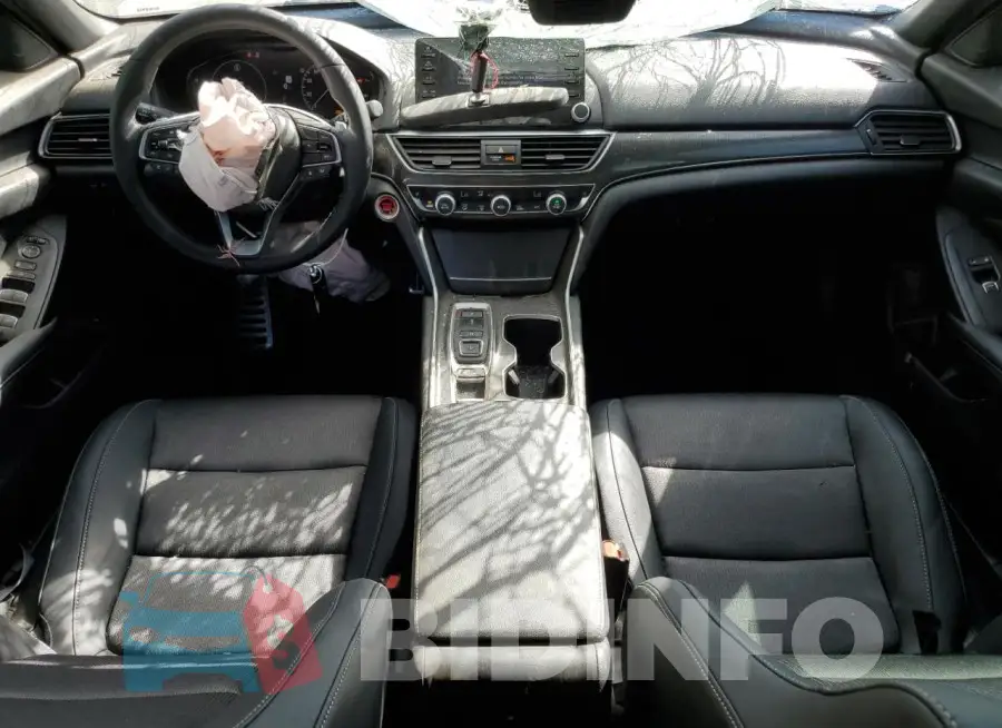 1HGCV2F30MA012968 Photo# 8