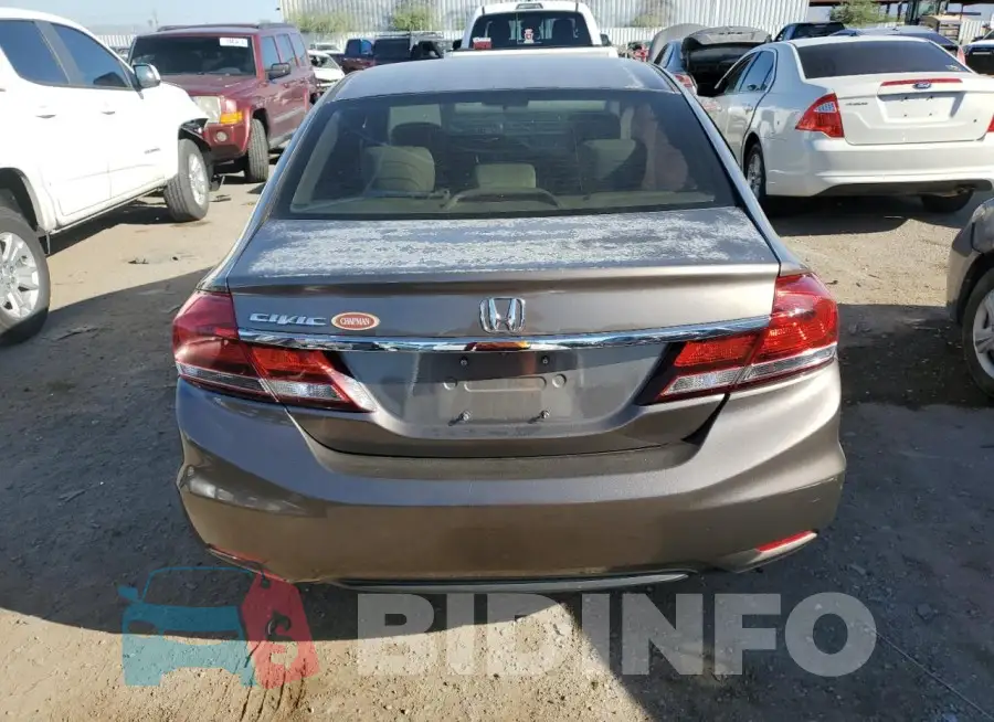 2HGFB2F57FH524237 Photo# 6