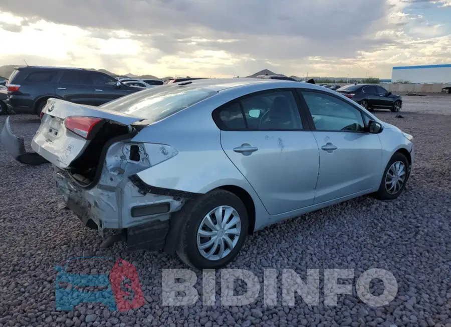 3KPFL4A79HE126882 Photo# 3