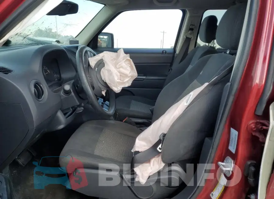 1C4NJPBA3GD679380 Photo# 7