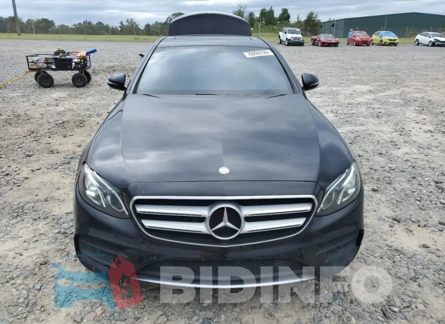 WDDZF4JB0HA042497 Photo# 5