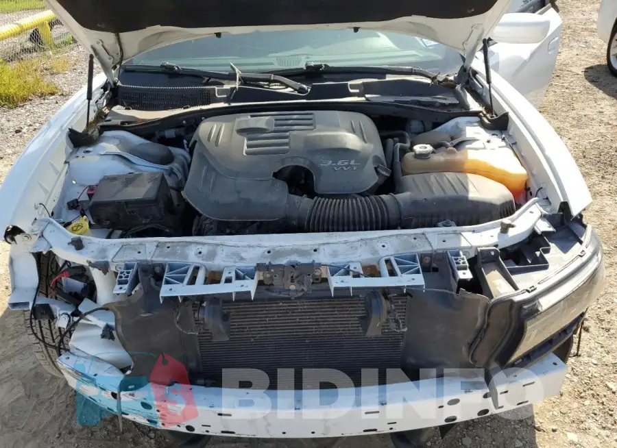 2C3CDXHG4FH925384 Photo# 11