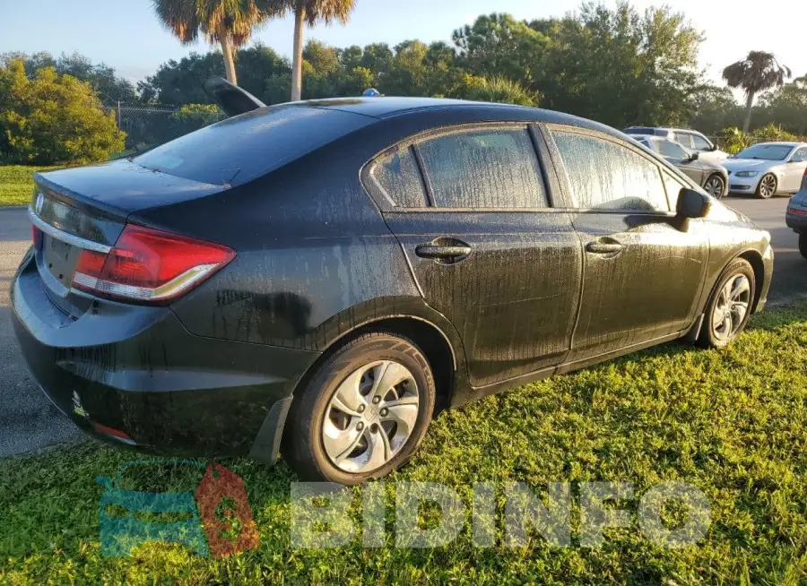 19XFB2F58FE028597 Photo# 3