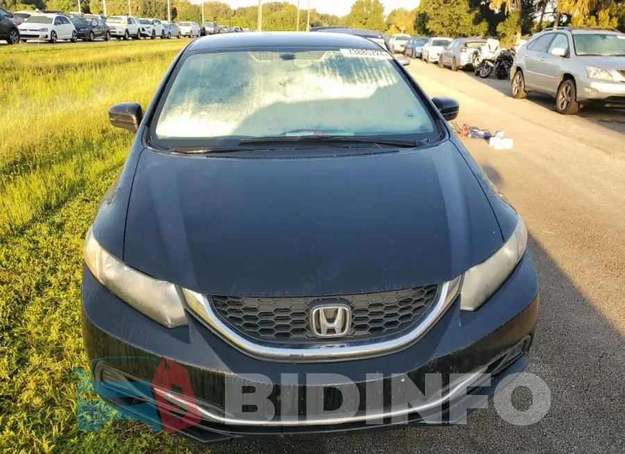 19XFB2F58FE028597 Photo# 5