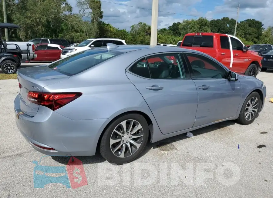 19UUB1F33FA006155 Photo# 3
