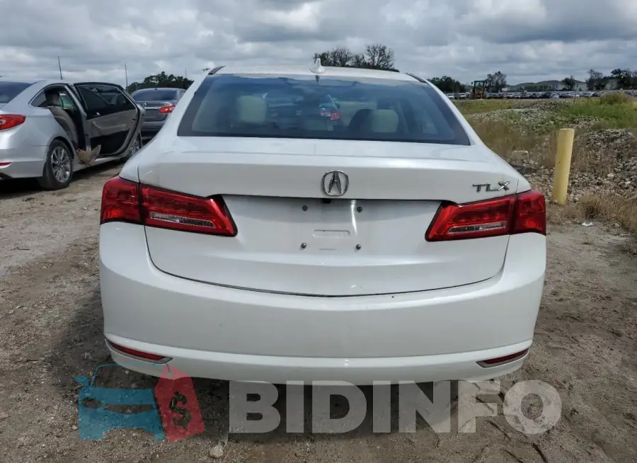 19UUB1F38KA007683 Photo# 6