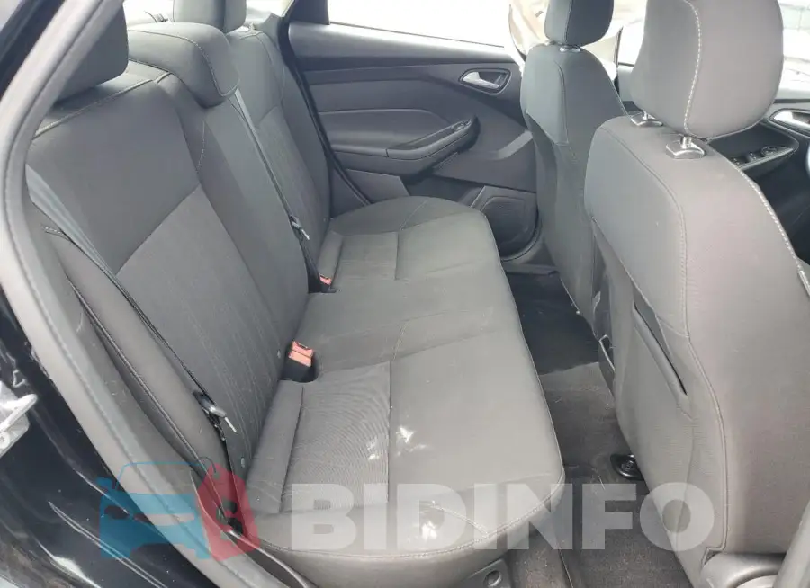 1FADP3F23JL224764 Photo# 10