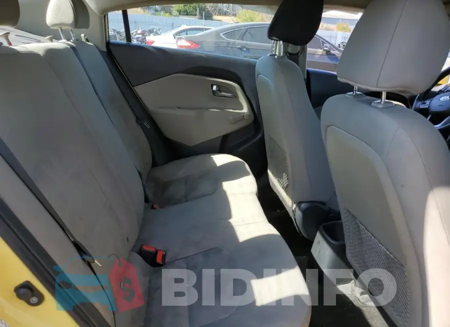 KNADM4A31G6668528 Photo# 10