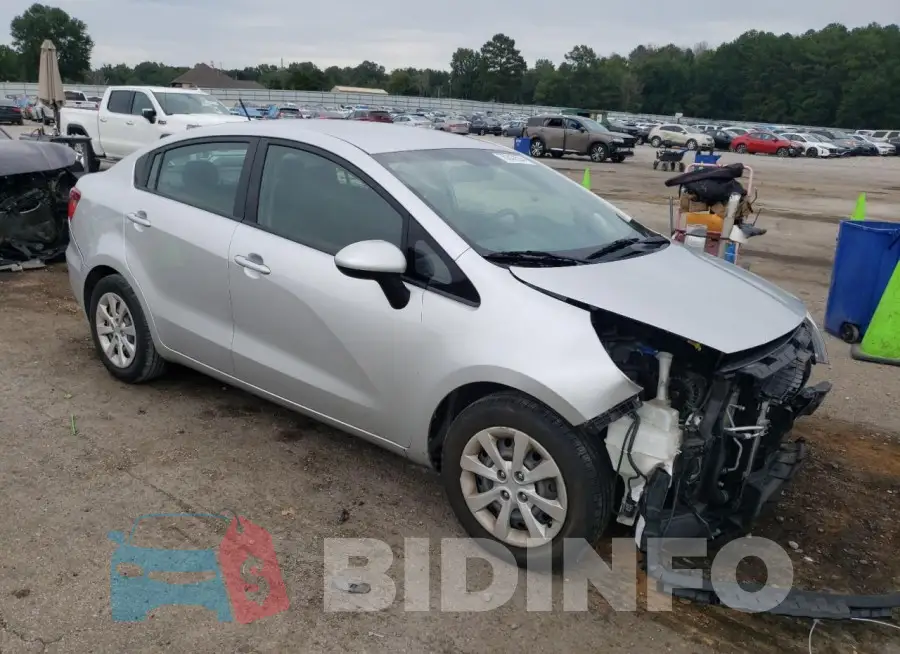 KNADM4A34H6047933 Photo# 4