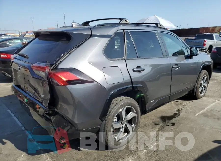 JTMCB3FV6MD069754 Photo# 3