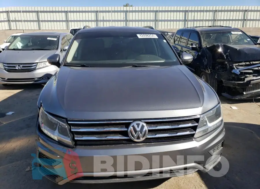 3VV2B7AX4KM105763 Photo# 5
