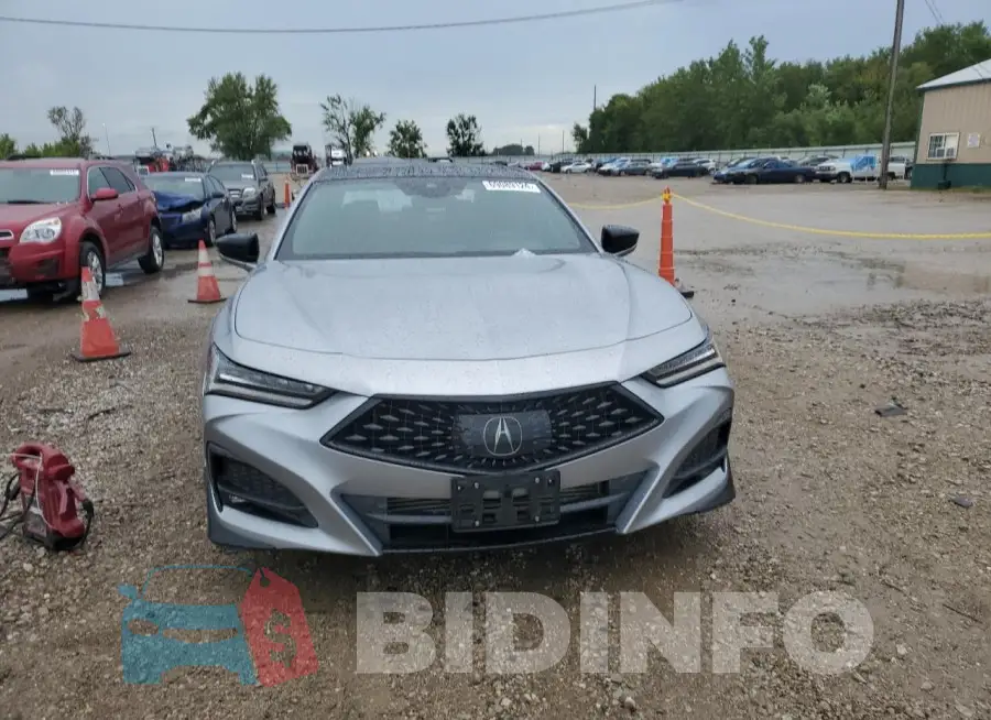 19UUB6F52MA003257 Photo# 5