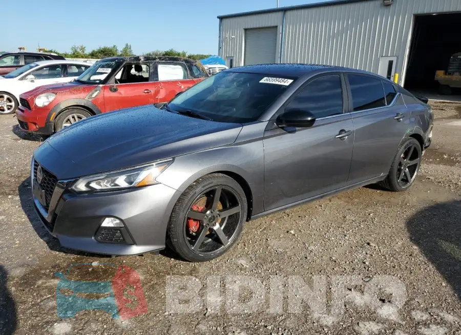 1N4BL4CV3KC121174 Photo# 1