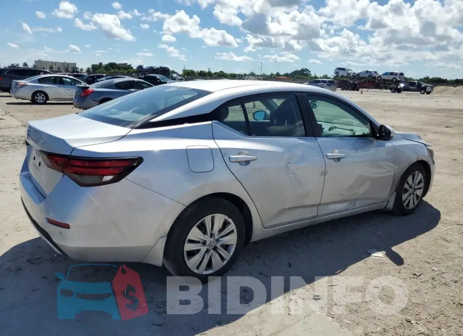 3N1AB8BV2LY220761 Photo# 3
