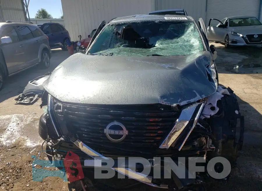 5N1BT3BA2PC837800 Photo# 5