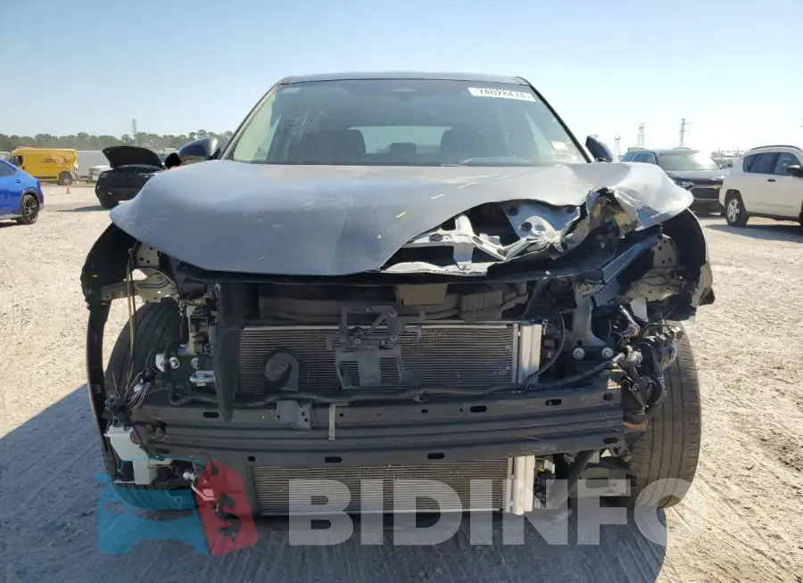 5N1BT3BB3PC789393 Photo# 5