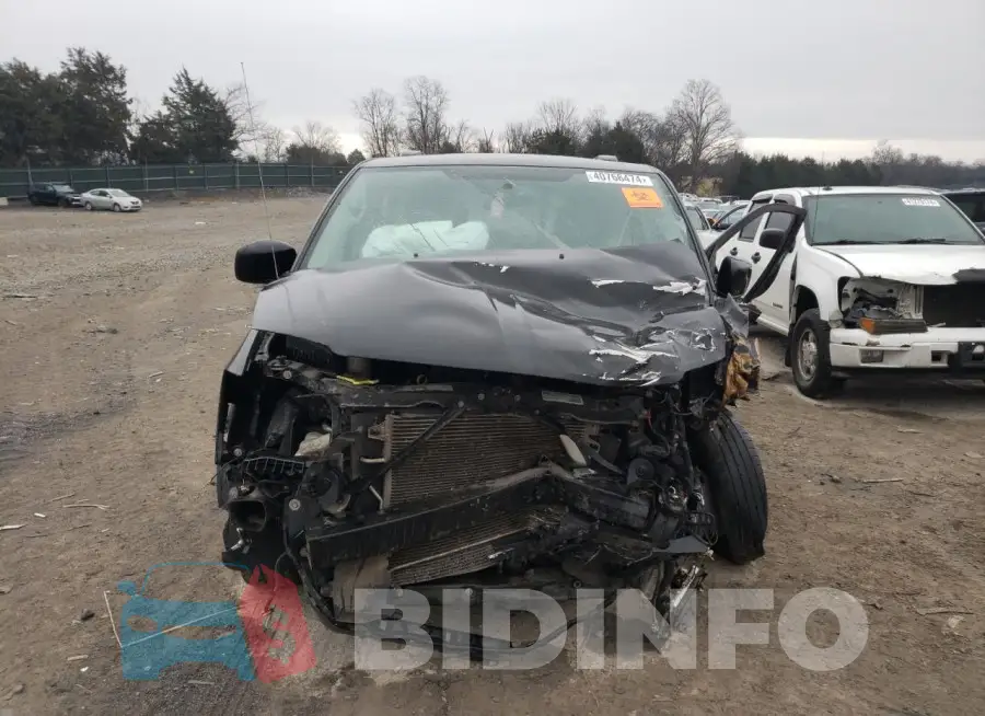 2C4RC1BG4FR699758 Photo# 5