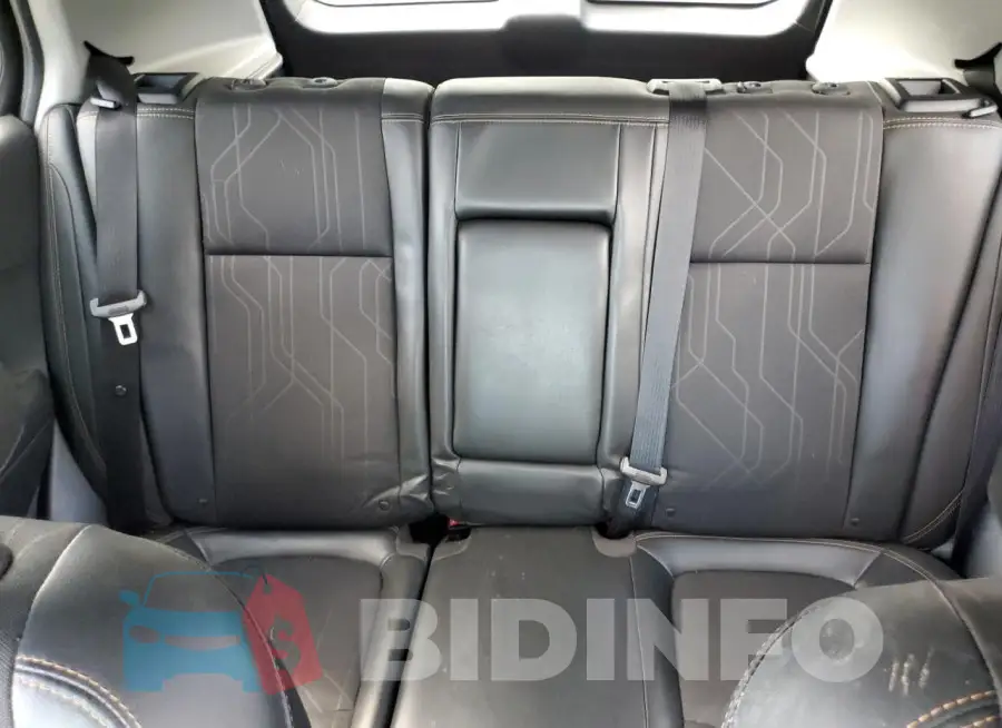 3GNCJPSB6JL305130 Photo# 10