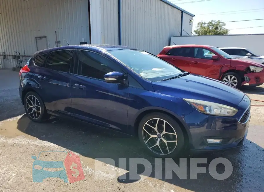 1FADP3M29HL289440 Photo# 4
