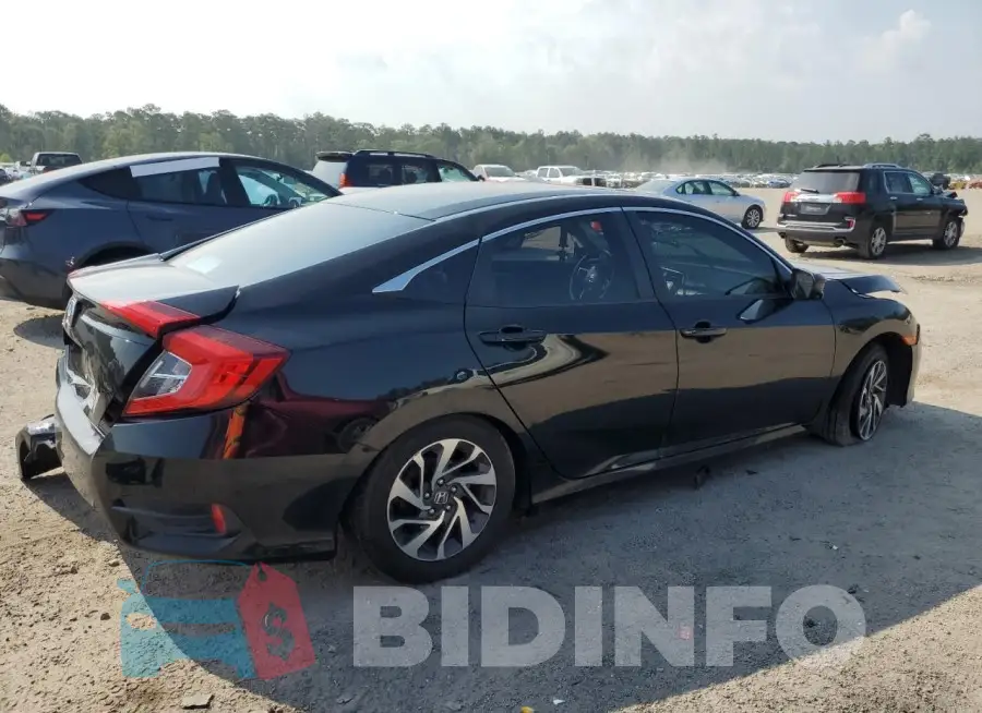 19XFC2F76GE244318 Photo# 3