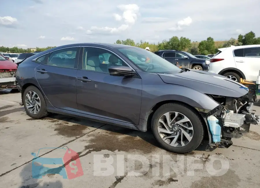 19XFC2F79HE022762 Photo# 4