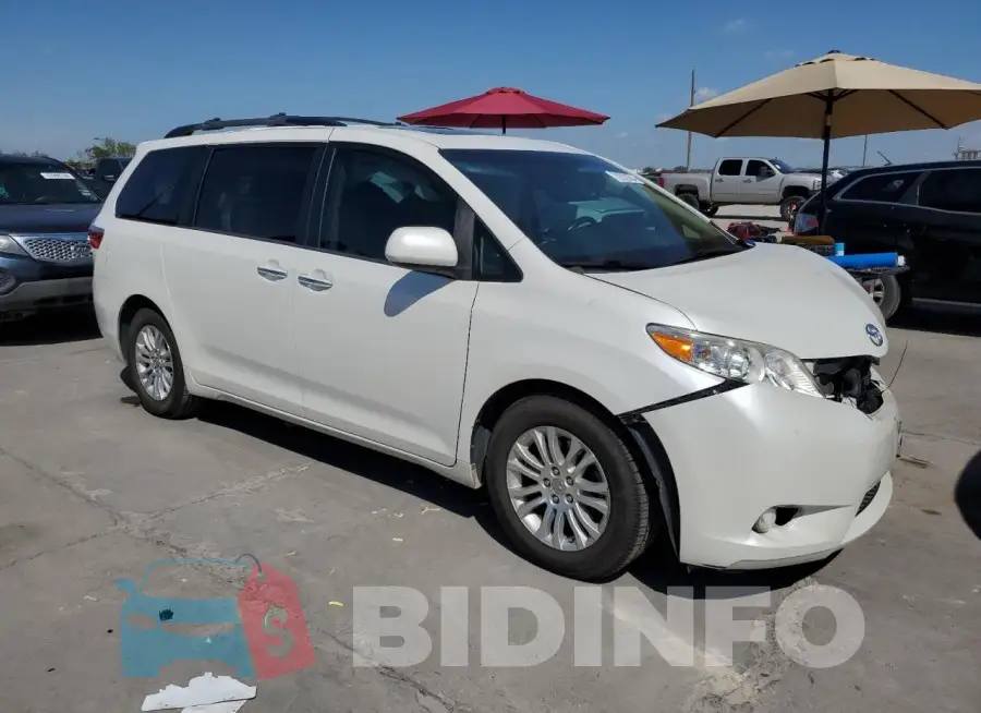 5TDYK3DCXGS747924 Photo# 4