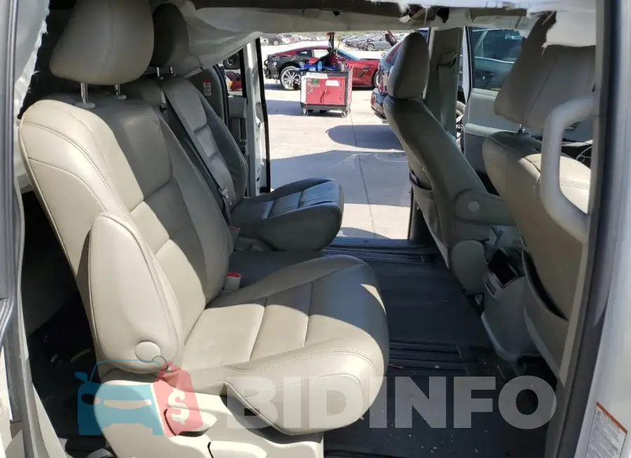 5TDYK3DCXGS747924 Photo# 11
