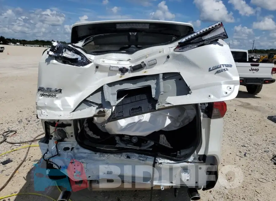 JTMN1RFV6MD080204 Photo# 6