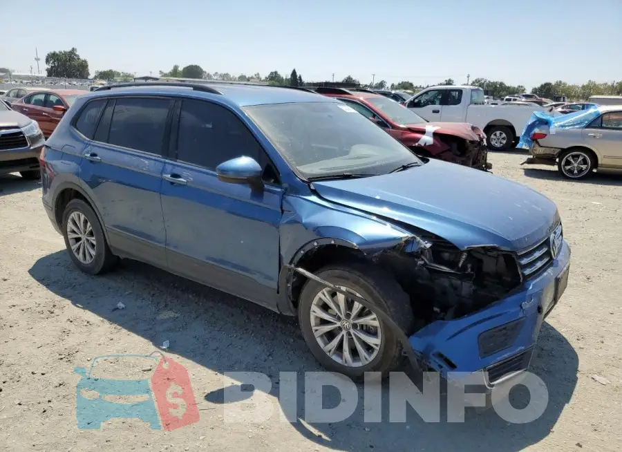 3VV1B7AX9KM028335 Photo# 4