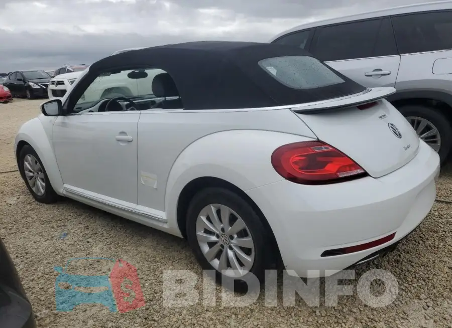 3VW5DAAT4KM505643 Photo# 2
