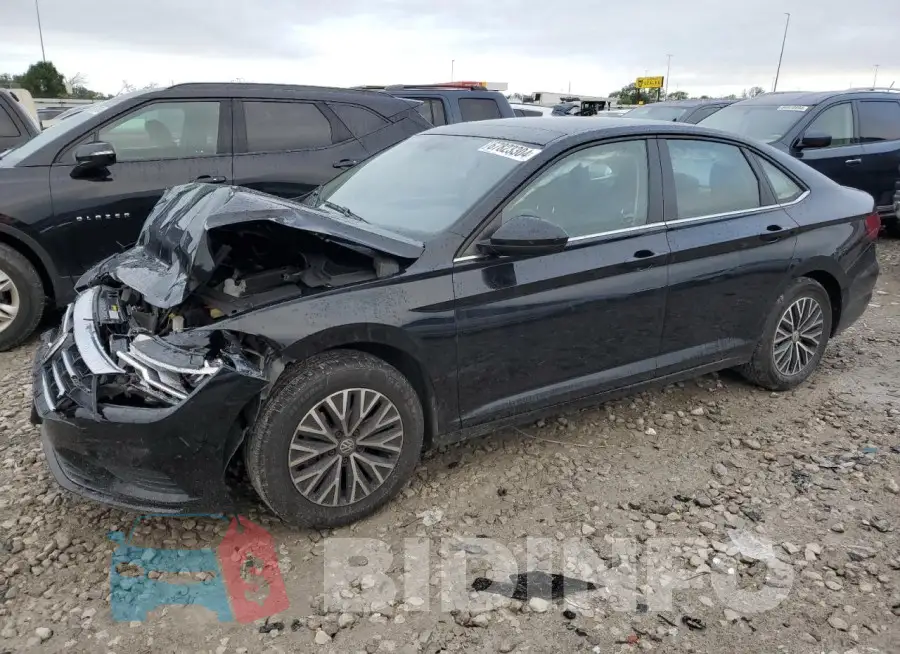 3VWCB7BUXLM018598 Photo# 1