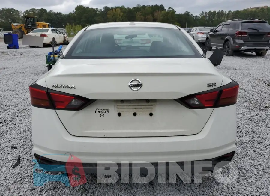 1N4BL4CV6KC130077 Photo# 6