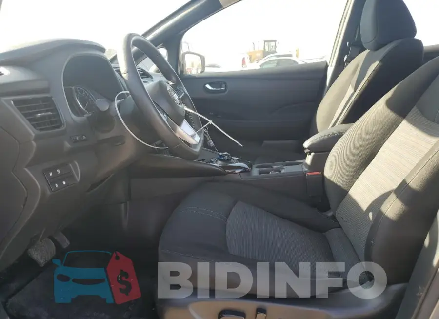 1N4BZ1CV4NC561812 Photo# 7