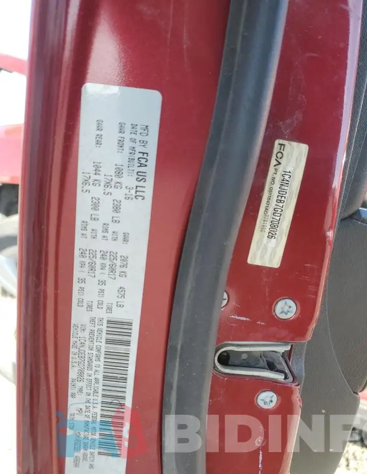 1C4NJDEB7GD708026 Photo# 13
