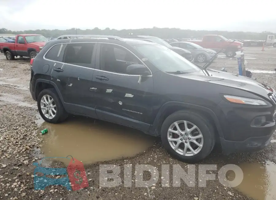 1C4PJLCB4FW671073 Photo# 4