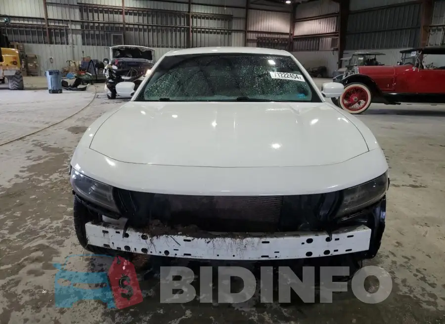 2C3CDXCT3FH729134 Photo# 5