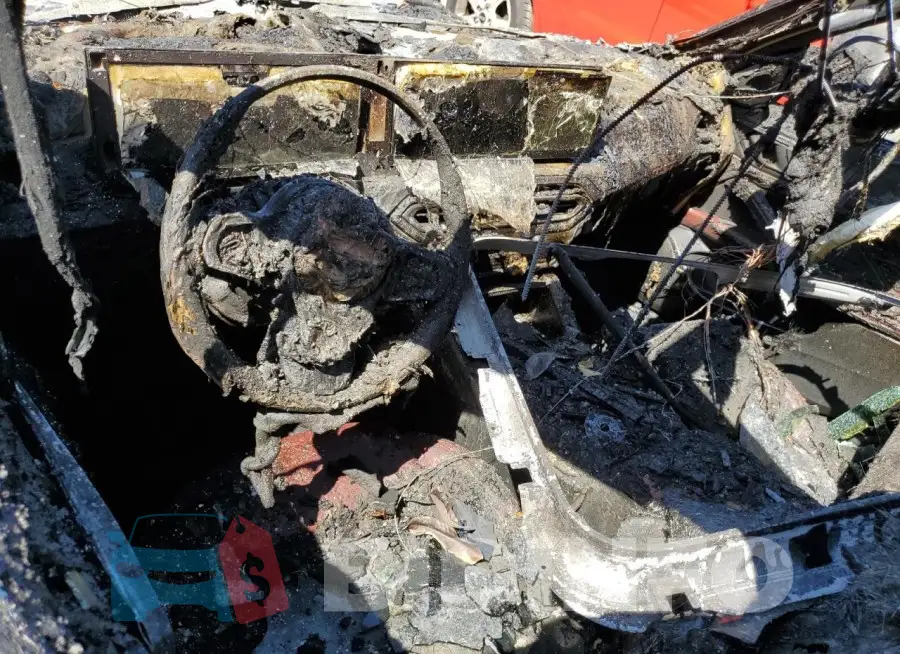 WBY73AW08RFS37301 Photo# 8